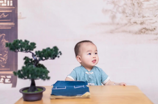 大庆宝宝喊肚子疼怎么回事